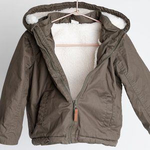 H&M dark green sherpa lined parka (2-3T)